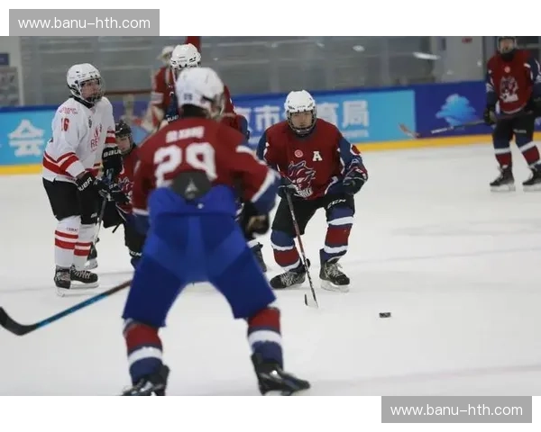 冰球战报：在冰面上燃起的每一秒激情